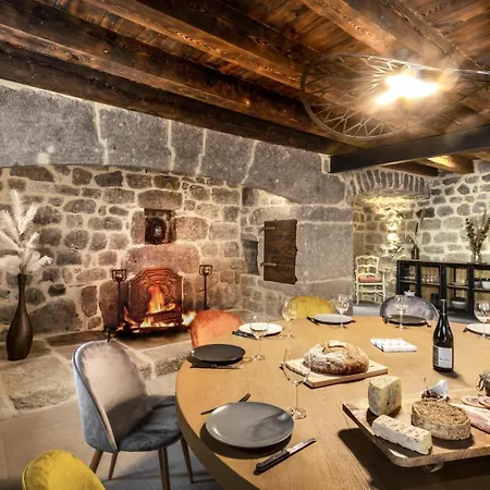 Prázdninový dům Au Coin Du Feu Prinsuejols-Malbouzon
